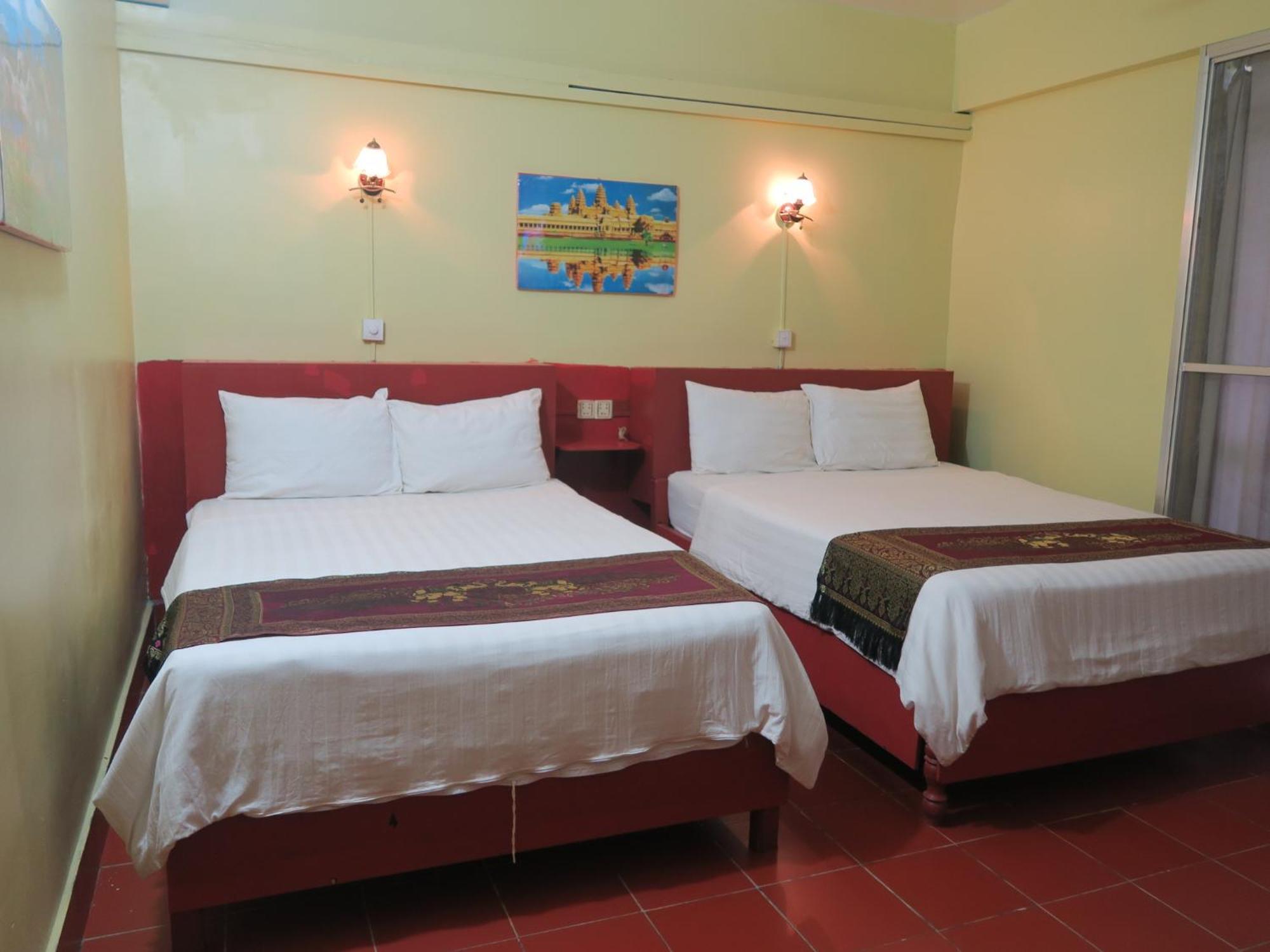 River Dolphin Hotel Кратие Екстериор снимка
